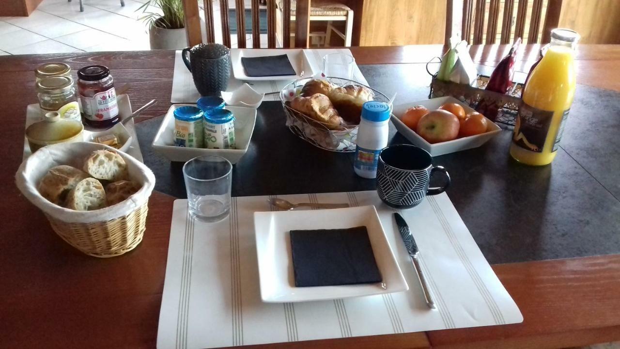 Ma Cabane Du Canada Combray Exteriör bild
